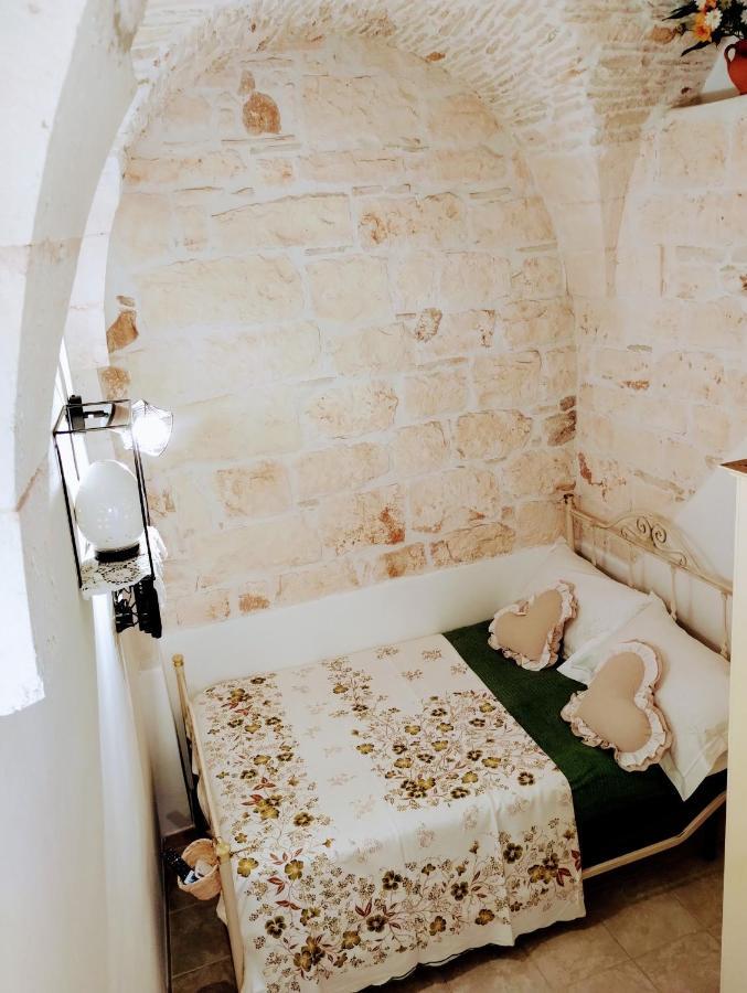 Al Bianco Nido White Stone In Holiday home Martina Franca